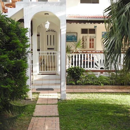 Villa Nanou , Villa De Plein Pied Avec Joli Jardin Bouillante Exterior photo